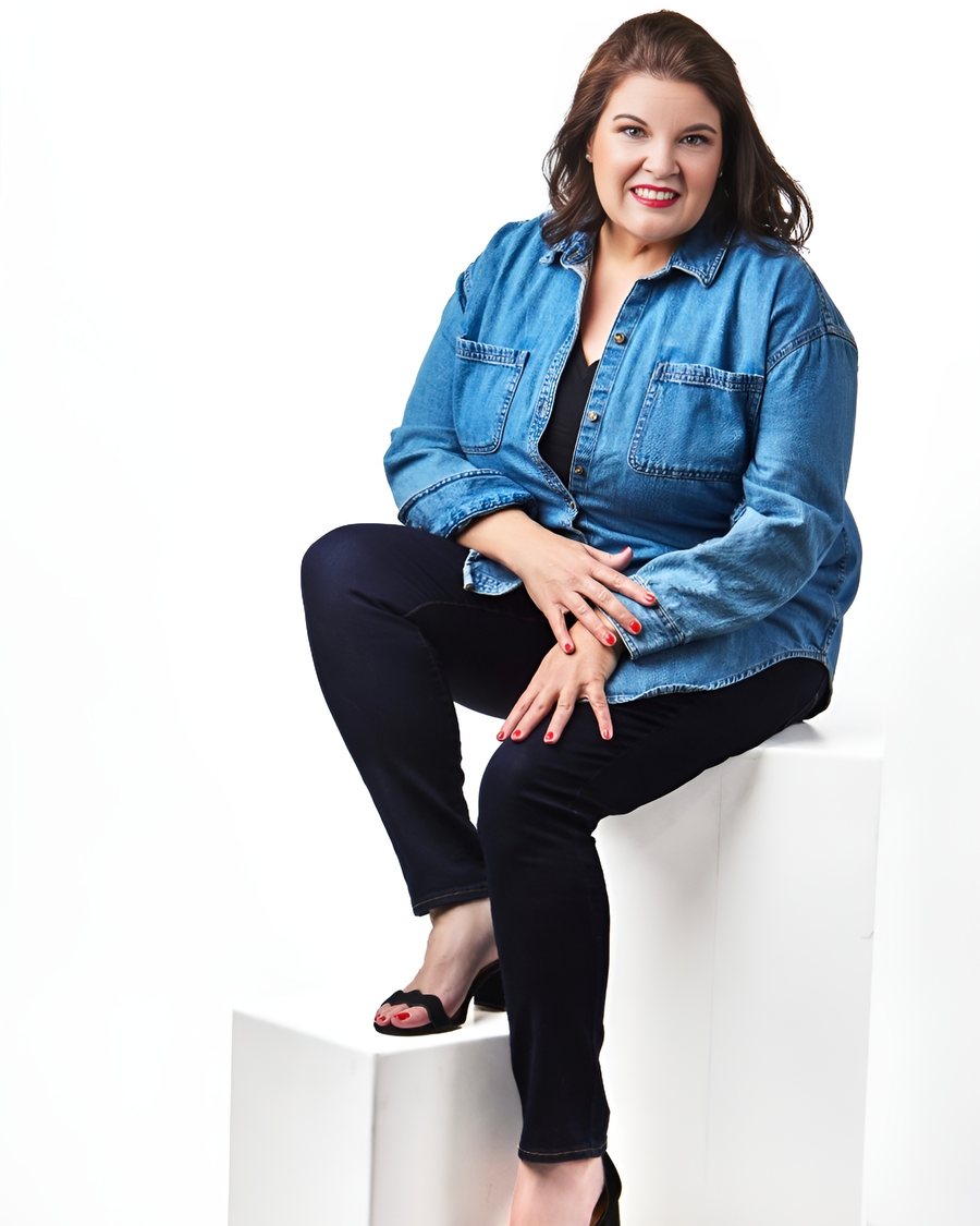 Dr. Jenn Carson